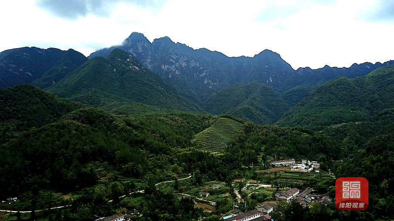 江油云鑼山原生態山脈.jpg